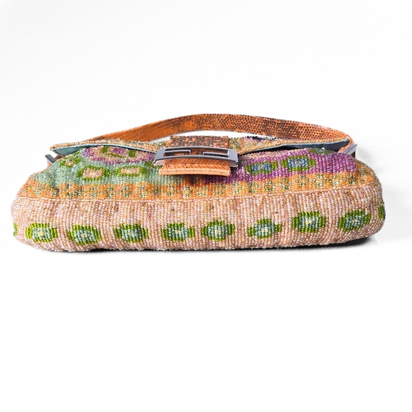 **SOLD**Fendi Baguette Vintage Fully Beaded Geometric Pattern - Picture 7 of 17